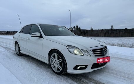 Mercedes-Benz E-Класс, 2010 год, 2 100 000 рублей, 3 фотография