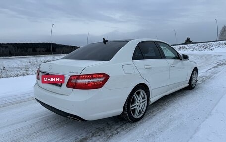 Mercedes-Benz E-Класс, 2010 год, 2 100 000 рублей, 6 фотография