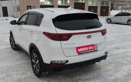 KIA Sportage IV рестайлинг, 2020 год, 2 625 000 рублей, 3 фотография