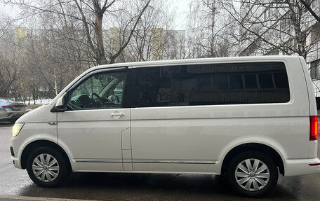 Volkswagen Caravelle T6 рестайлинг, 2018 год, 3 090 000 рублей, 8 фотография