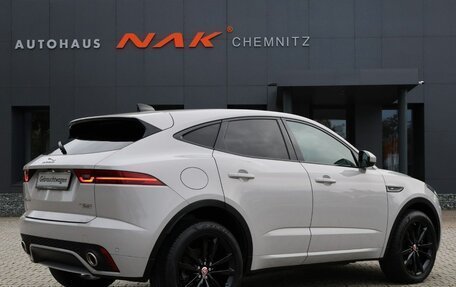 Jaguar E-Pace, 2021 год, 4 260 000 рублей, 3 фотография