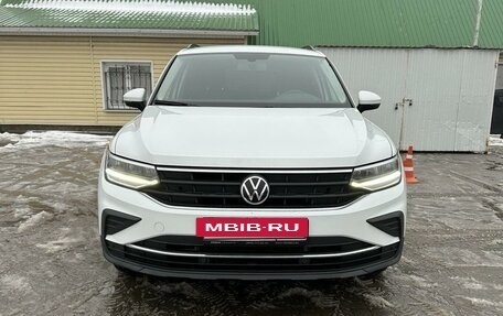 Volkswagen Tiguan II, 2021 год, 2 550 000 рублей, 3 фотография