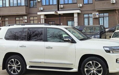 Toyota Land Cruiser 200, 2019 год, 8 480 000 рублей, 5 фотография