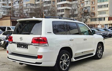 Toyota Land Cruiser 200, 2019 год, 8 480 000 рублей, 4 фотография