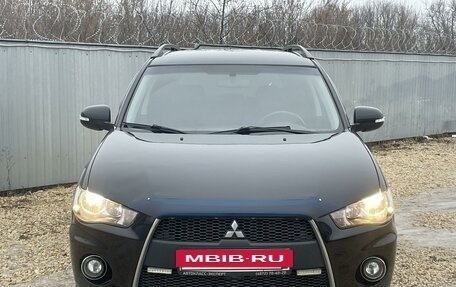 Mitsubishi Outlander III рестайлинг 3, 2011 год, 1 285 000 рублей, 3 фотография