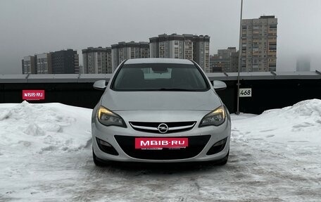 Opel Astra J, 2014 год, 790 000 рублей, 2 фотография