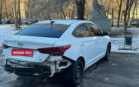 Hyundai Solaris II рестайлинг, 2019 год, 909 000 рублей, 5 фотография