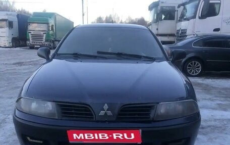 Mitsubishi Carisma I, 2002 год, 260 000 рублей, 1 фотография