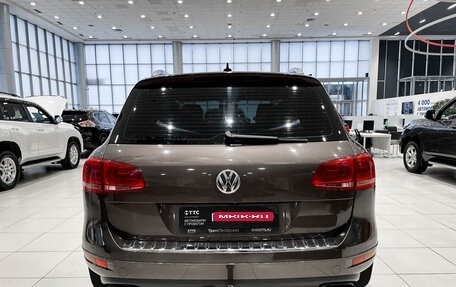 Volkswagen Touareg III, 2010 год, 2 070 000 рублей, 10 фотография