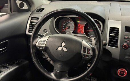 Mitsubishi Outlander III рестайлинг 3, 2008 год, 999 000 рублей, 10 фотография