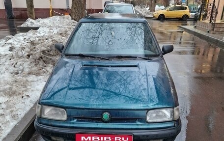 Skoda Felicia I рестайлинг, 1997 год, 80 000 рублей, 3 фотография