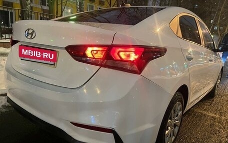 Hyundai Solaris II рестайлинг, 2019 год, 1 100 000 рублей, 10 фотография