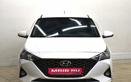 Hyundai Solaris II рестайлинг, 2021 год, 1 349 000 рублей, 2 фотография