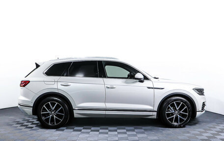 Volkswagen Touareg III, 2019 год, 5 790 000 рублей, 4 фотография