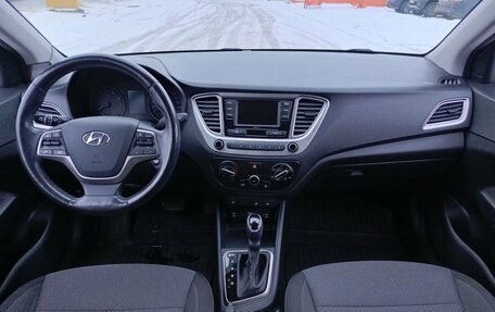 Hyundai Solaris II рестайлинг, 2019 год, 1 590 100 рублей, 17 фотография