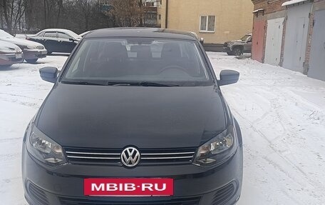 Volkswagen Polo VI (EU Market), 2013 год, 1 120 000 рублей, 2 фотография