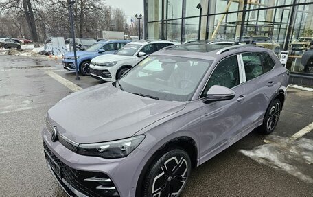 Volkswagen Tiguan, 2024 год, 6 800 000 рублей, 11 фотография