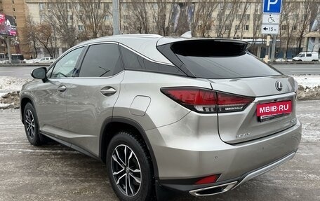 Lexus RX IV рестайлинг, 2021 год, 6 390 000 рублей, 5 фотография