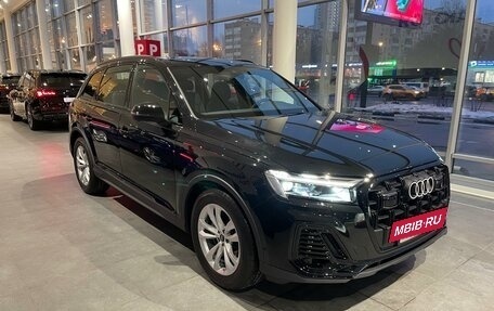 Audi Q7, 2024 год, 13 800 000 рублей, 3 фотография