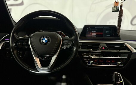 BMW 5 серия, 2018 год, 3 499 000 рублей, 13 фотография