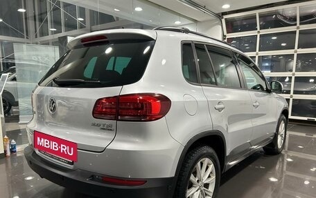 Volkswagen Tiguan I, 2014 год, 1 800 000 рублей, 4 фотография