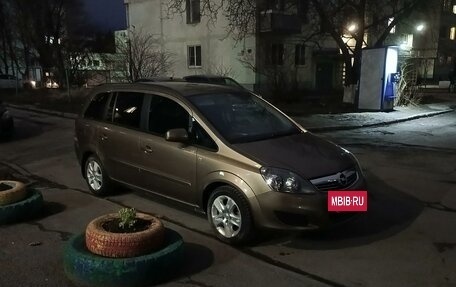 Opel Zafira B, 2012 год, 1 040 000 рублей, 6 фотография