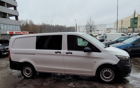 Mercedes-Benz Vito, 2019 год, 3 500 000 рублей, 3 фотография