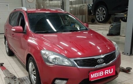 KIA cee'd I рестайлинг, 2011 год, 810 000 рублей, 2 фотография