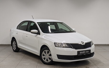 Skoda Rapid I, 2017 год, 905 000 рублей, 3 фотография