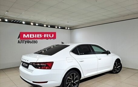 Skoda Superb III рестайлинг, 2020 год, 2 657 000 рублей, 2 фотография