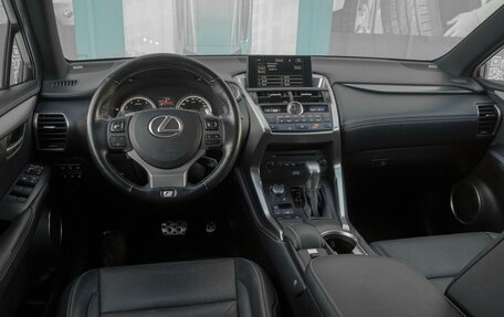 Lexus NX I, 2017 год, 4 449 000 рублей, 6 фотография