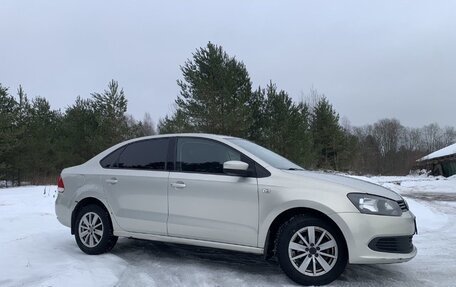 Volkswagen Polo VI (EU Market), 2012 год, 669 000 рублей, 3 фотография