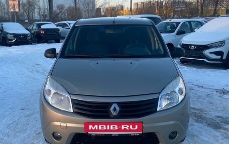 Renault Sandero I, 2012 год, 610 000 рублей, 2 фотография