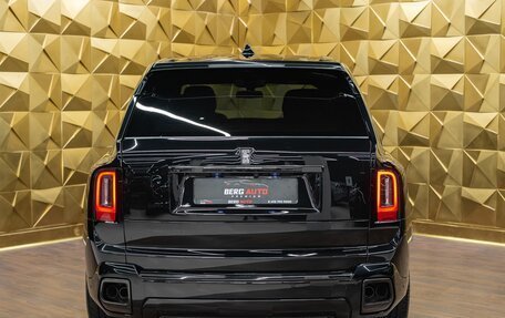 Rolls-Royce Cullinan, 2024 год, 105 000 000 рублей, 4 фотография