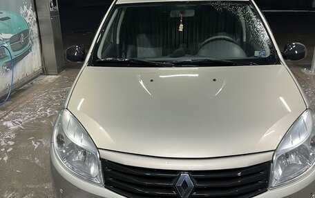 Renault Logan I, 2010 год, 700 000 рублей, 8 фотография