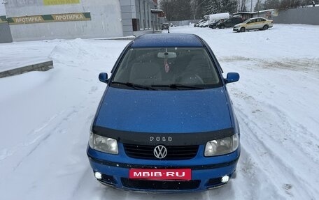 Volkswagen Polo III рестайлинг, 2001 год, 245 000 рублей, 1 фотография