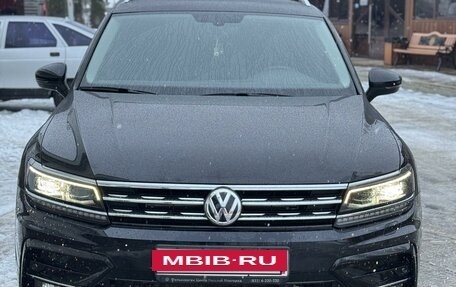 Volkswagen Tiguan II, 2018 год, 3 750 000 рублей, 11 фотография