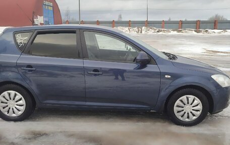 KIA cee'd I рестайлинг, 2009 год, 750 000 рублей, 3 фотография