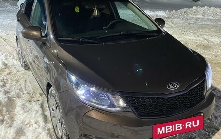 KIA Rio III рестайлинг, 2015 год, 950 000 рублей, 16 фотография