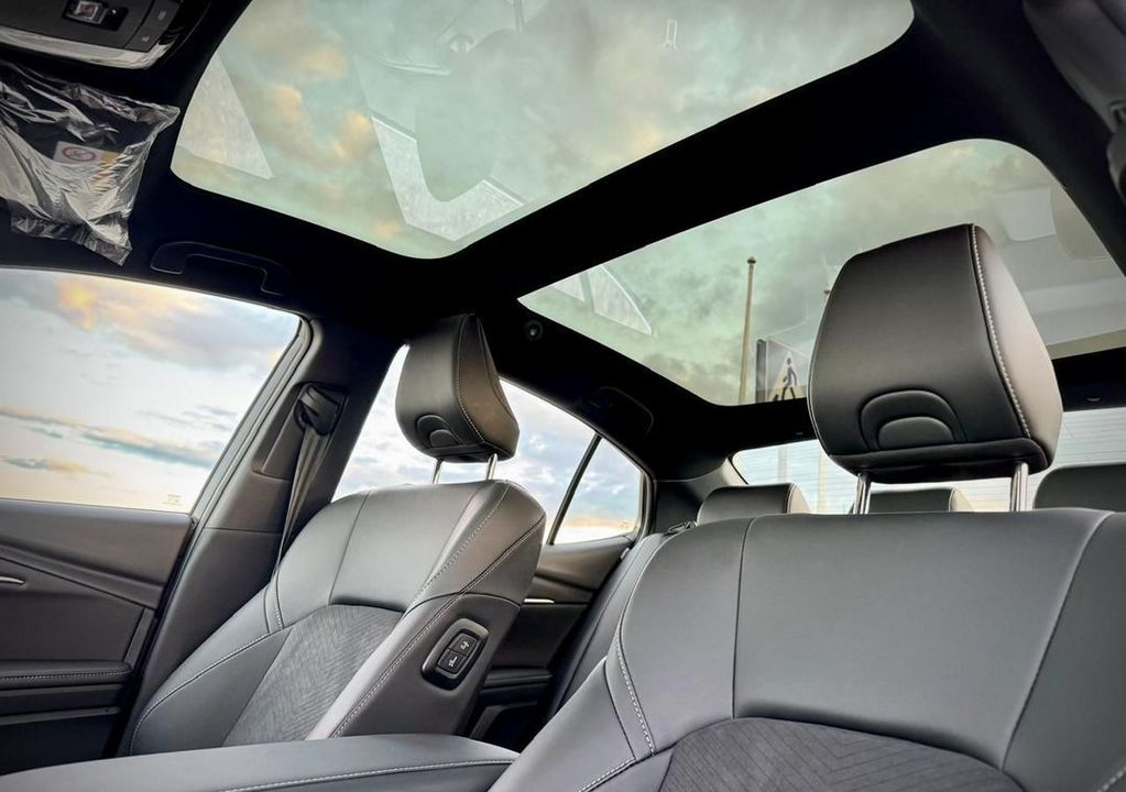 Toyota Camry, 2024 год, 4 950 000 рублей, 14 фотография