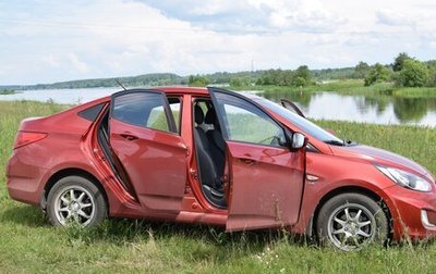 Hyundai Solaris II рестайлинг, 2012 год, 1 200 000 рублей, 1 фотография