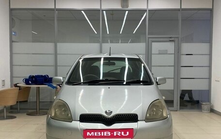 Toyota Vitz, 2001 год, 375 000 рублей, 2 фотография