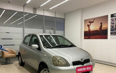 Toyota Vitz, 2001 год, 375 000 рублей, 3 фотография