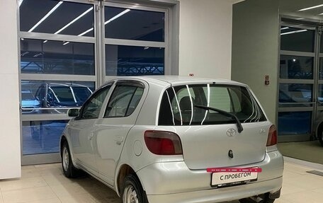 Toyota Vitz, 2001 год, 375 000 рублей, 6 фотография