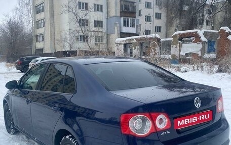 Volkswagen Jetta VI, 2008 год, 695 000 рублей, 2 фотография