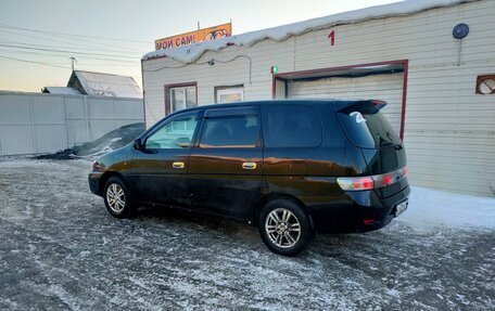 Toyota Gaia, 2002 год, 550 000 рублей, 3 фотография