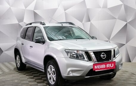 Nissan Terrano III, 2015 год, 1 085 000 рублей, 7 фотография