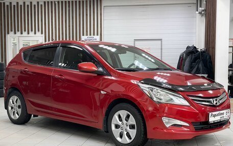 Hyundai Solaris II рестайлинг, 2015 год, 1 050 000 рублей, 3 фотография