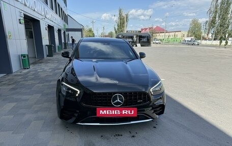 Mercedes-Benz E-Класс, 2022 год, 5 750 000 рублей, 6 фотография