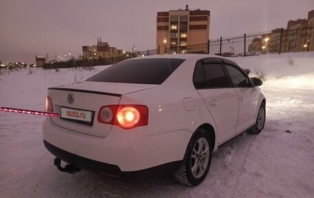 Volkswagen Jetta VI, 2010 год, 720 000 рублей, 3 фотография